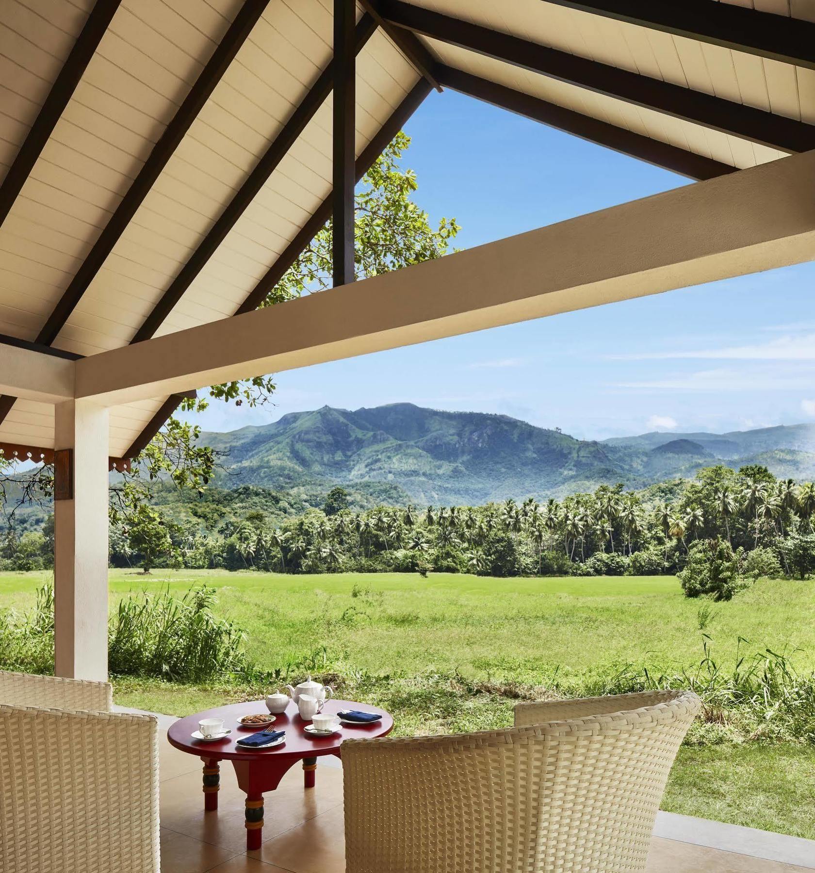 Jetwing Kaduruketha Hotel Wellawaya Buitenkant foto